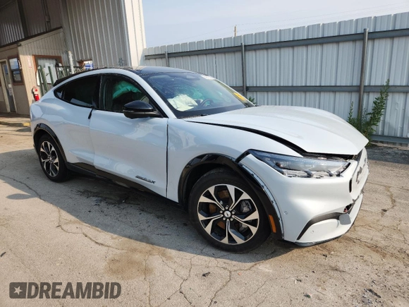 2023 Ford Mustang Mach-E Premium с VIN 3FMTK3SU4PMA65249, выставлен на аукционе Copart как лот 60512785 с пробегом 14 554 миль миль и Списание • Salvage title. История ставок и продаж доступна на DreamBid. Изображение 4.