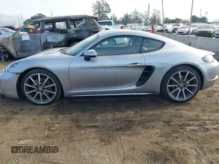 2021 Porsche Cayman with VIN WP0AA2A82MS260377, listed as a IAAI auction lot 40970360 with 23,785 mi miles and . Bid and sale history available at DreamBid. Image 15.