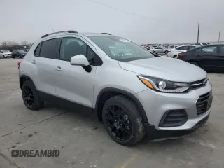 2022 Chevrolet Trax LT with VIN KL7CJLSM7NB503125, listed as a Copart auction lot 44001865 with 12,464 mi miles and Salvage Title. Bid and sale history available at carsss.com. Image 4.