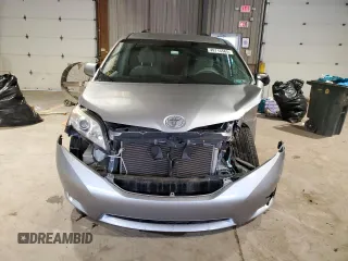 2011 Toyota Sienna LE with VIN 5TDJK3DC0BS022584, listed as a Copart auction lot 49715565 with 81,603 mi miles and Salvage Title. Bid and sale history available at carsss.com. Image 5.