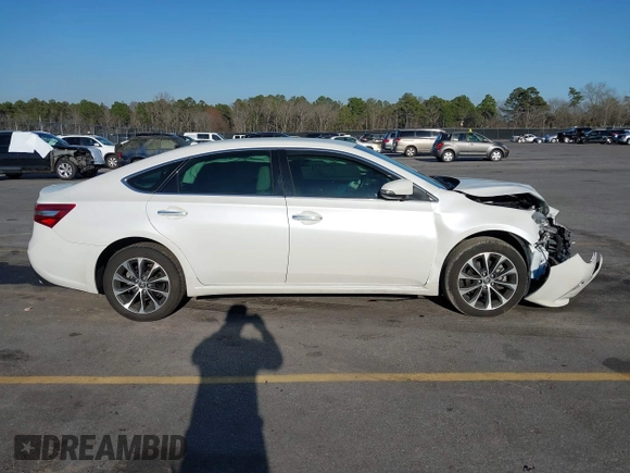 2018 Toyota Avalon XLE with VIN 4T1BK1EB8JU280176, listed as a IAAI auction lot 41632952 with 73,991 mi miles. Bid and sale history available at carsss.com. Image 13.