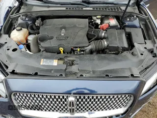 2017 Lincoln Continental Reserve with VIN 1LN6L9NC2H5614888, listed as a Copart auction lot 82712404 with 104,893 mi miles and Salvage Title. Bid and sale history available at DreamBid. Image 13.