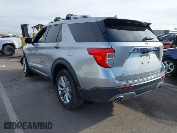 2020 Ford Explorer Limited with VIN 1FMSK8FH6LGB77156, listed as a IAAI auction lot 41806833 with 71,486 mi miles. Bid and sale history available at carsss.com. Image 3.