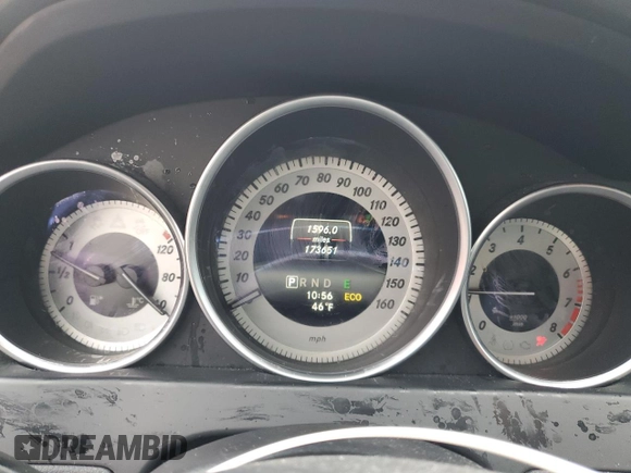 2014 Mercedes-Benz C 350 Sport with VIN WDDGF5HB9EA954320, listed as a Copart auction lot 42229085 with 173,651 mi miles and Salvage Title. Bid and sale history available at DreamBid. Image 9.