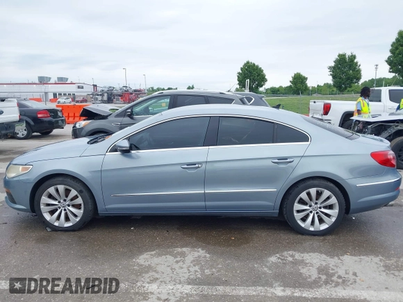 2012 Volkswagen CC Sport z VIN WVWMN7AN3CE520836, wystawiony jako IAAI lot #42354633 z przebiegiem 152 357 mil mil oraz . Historia ofert i sprzedaży dostępna na DreamBid. Obrazek 15.