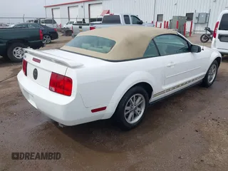 2005 Ford Mustang Deluxe with VIN 1ZVFT84N055216895, listed as a IAAI auction lot 41914884 with 67,824 mi miles. Bid and sale history available at carsss.com. Image 4.