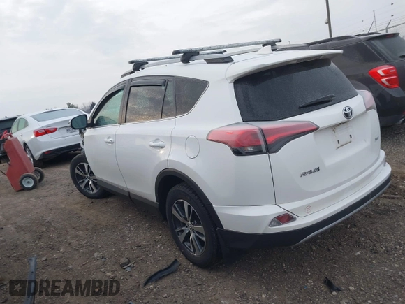 2018 Toyota RAV4 XLE with VIN 2T3WFREV5JW514361, listed as a IAAI auction lot 41286773 with 88,099 mi miles. Bid and sale history available at carsss.com. Image 3.