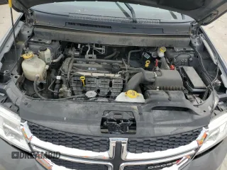 2019 Dodge Journey SE z VIN 3C4PDCBB9KT756175, wystawiony jako Copart lot #60358905 z przebiegiem 108 526 mil mil oraz Czysty tytuł • Clean title. Historia ofert i sprzedaży dostępna na DreamBid. Obrazek 12.