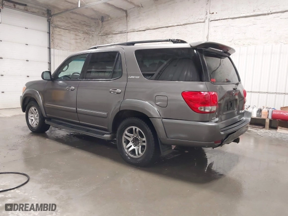 2006 Toyota Sequoia Limited with VIN 5TDBT48A06S275409, listed as a IAAI auction lot 41766094 with 149,718 mi miles. Bid and sale history available at carsss.com. Image 3.
