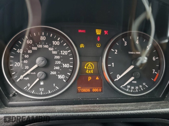 2006 BMW 3 Series 325xi with VIN WBAVT13556KW22517, listed as a Copart auction lot 43342125 with 113,636 mi miles and Salvage title. Bid and sale history available at DreamBid. Image 9.