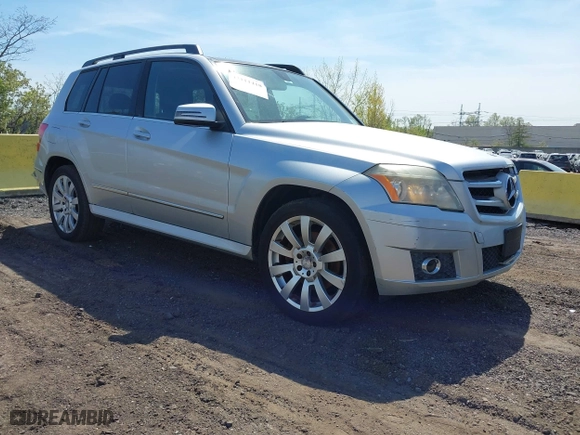2012 Mercedes-Benz GLK-Class GLK 350 with VIN WDCGG8HB0CF740884, listed as a IAAI auction lot 42111418 with 75,844 mi miles. Bid and sale history available at carsss.com. Image 1.