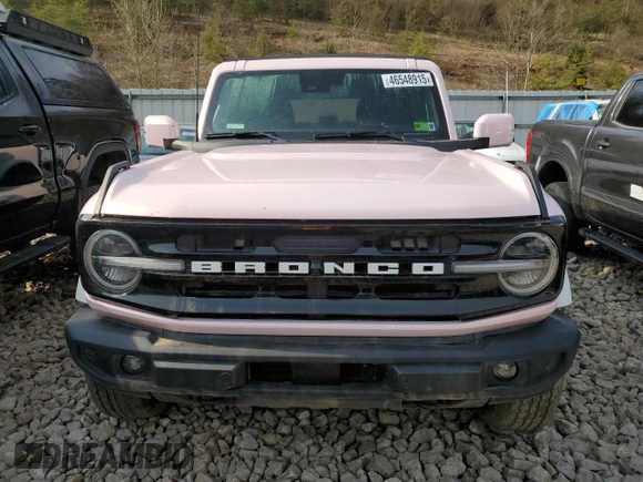 2022 Ford Bronco with VIN 1FMDE5BH3NLB86332, listed as a Copart auction lot 46548915 with 0 mi miles and Salvage Title. Bid and sale history available at carsss.com. Image 5.