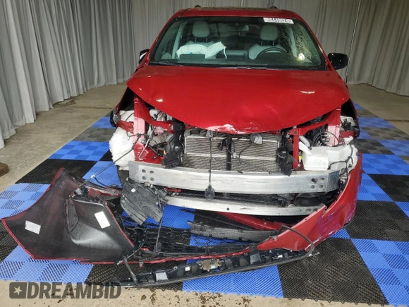 2021 Toyota Sienna XSE with VIN 5TDDRKEC1MS021660, listed as a Copart auction lot 60449624 with 16,194 mi miles and Clean Title. Bid and sale history available at DreamBid. Image 5.