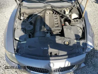 2005 BMW Z4 2.5i z VIN 4USBT33555LR71164, wystawiony jako Copart lot #58557615 z przebiegiem 193 241 mil mil oraz Szkoda całkowita • Salvage title. Historia ofert i sprzedaży dostępna na DreamBid. Obrazek 11.
