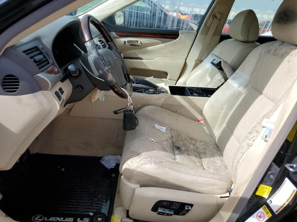 2014 Lexus LS 460 with VIN JTHBL5EF6E5131050, listed as a Copart auction lot 74003874 with 0 mi miles and Non Repairable. Bid and sale history available at carsss.com. Image 7.