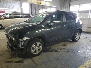 2021 Chevrolet Trax LT with VIN KL7CJPSBXMB352737, listed as a Copart auction lot 44924255 with 77,632 mi miles and Salvage Title. Bid and sale history available at carsss.com. Image 1.