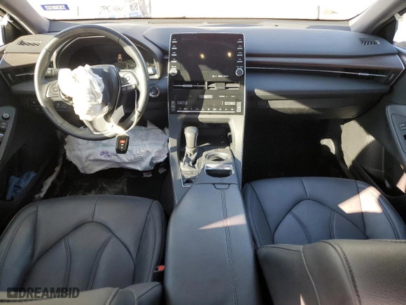 2022 Toyota Avalon XLE with VIN 4T1JZ1FB4NU077717, listed as a Copart auction lot 82772264 with 47,926 mi miles and Salvage Title. Bid and sale history available at carsss.com. Image 8.
