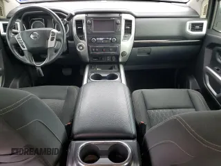 2017 Nissan Titan XD SL with VIN 1N6BA1F25HN515995, listed as a Copart auction lot 81428084 with 158,243 mi miles and Clean Title. Bid and sale history available at carsss.com. Image 8.