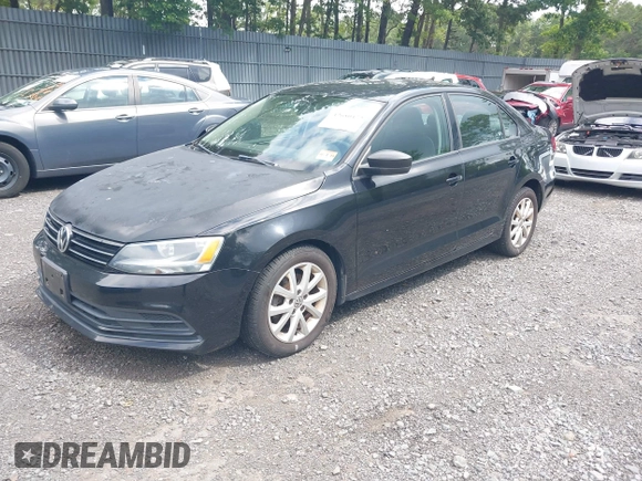 2015 Volkswagen Jetta SE with VIN 3VWD17AJ0FM230753, listed as a IAAI auction lot 42680472 with 144,734 mi miles and . Bid and sale history available at DreamBid. Image 2.