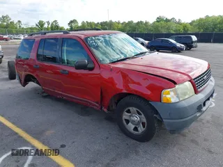 2003 Ford Explorer XLS z VIN 1FMZU62K53UC43048, wystawiony jako IAAI lot #42156423 z przebiegiem 153 619 mil mil oraz . Historia ofert i sprzedaży dostępna na DreamBid. Obrazek 1.