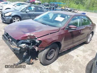 2014 Volkswagen Passat S с VIN 1VWAP7A36EC029426, выставлен на аукционе IAAI как лот 42271284 с пробегом 129 767 миль миль и . История ставок и продаж доступна на DreamBid. Изображение 2.