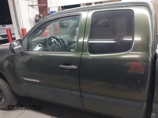 2012 Toyota Tacoma with VIN 5TFTX4CNXCX018590, listed as a IAAI auction lot 42106165 with 110,378 mi miles and . Bid and sale history available at DreamBid. Image 14.