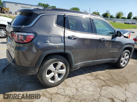 2018 Jeep Compass Latitude z VIN 3C4NJDBB3JT142940, wystawiony jako Copart lot #56306475 z przebiegiem 75 387 mil mil oraz Szkoda całkowita • Salvage title. Historia ofert i sprzedaży dostępna na DreamBid. Obrazek 3.
