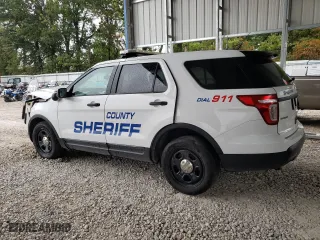 2015 Ford Utility Police Interceptor with VIN 1FM5K8AR3FGA70891, listed as a Copart auction lot 72167424 with 189,196 mi miles and Clean Title. Bid and sale history available at carsss.com. Image 2.