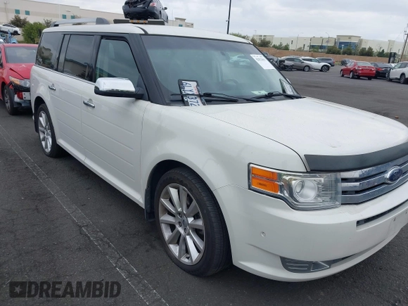 2010 Ford Flex Limited w/Ecoboost with VIN 2FMHK6DT0ABB36614, listed as a IAAI auction lot 42032803 with 137,200 mi miles. Bid and sale history available at carsss.com. Image 1.