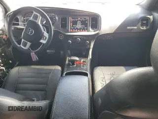 2013 Dodge Charger SE z VIN 2C3CDXBG3DH549962, wystawiony jako Copart lot #55110985 z przebiegiem 183 071 mil mil oraz Szkoda całkowita • Salvage title. Historia ofert i sprzedaży dostępna na DreamBid. Obrazek 8.