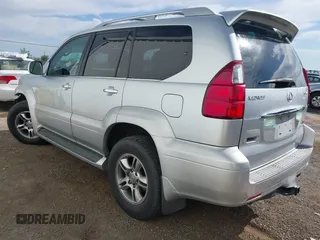 2008 Lexus GX 470 with VIN JTJBT20X380153246, listed as a IAAI auction lot 42004558 with 290,219 mi miles. Bid and sale history available at carsss.com. Image 3.