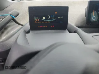 2017 BMW i3 z VIN WBY1Z8C33HV894331, wystawiony jako Copart lot #56487745 z przebiegiem 90 169 mil mil oraz Szkody całkowita. Historia ofert i sprzedaży dostępna na DreamBid. Obrazek 9.