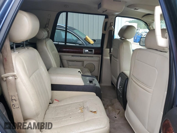 2003 Lincoln Navigator Luxury with VIN 5LMFU28R13LJ36713, listed as a Copart auction lot 68480734 with 269,903 mi miles and Salvage Title. Bid and sale history available at carsss.com. Image 11.