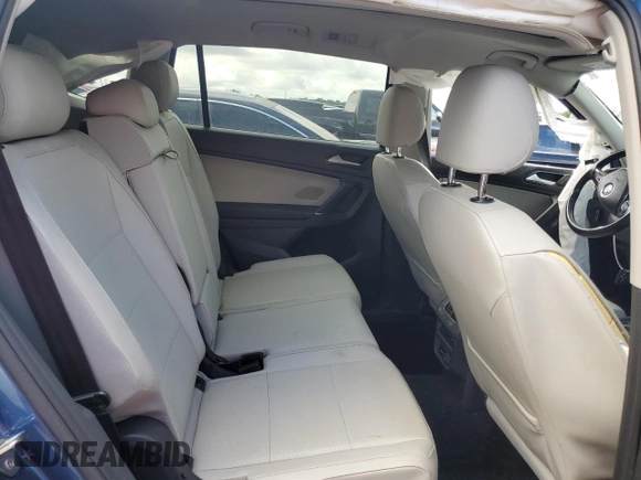 2018 Volkswagen Tiguan SEL with VIN 3VV3B7AX4JM006010, listed as a Copart auction lot 61416365 with 52,483 mi miles and Salvage title. Bid and sale history available at DreamBid. Image 11.