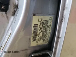 2010 Nissan Versa S z VIN 3N1BC1CP5AL376294, wystawiony jako Copart lot #57912125 z przebiegiem 199 491 mil mil oraz Szkody całkowita. Historia ofert i sprzedaży dostępna na DreamBid. Obrazek 12.