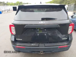 2021 Ford Police Interceptor Utility z VIN 1FM5K8AB7MGA43175, wystawiony jako IAAI lot #42322326 z przebiegiem Nie podano mil oraz . Historia ofert i sprzedaży dostępna na DreamBid. Obrazek 16.