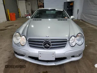 2003 Mercedes-Benz SL 500 z VIN WDBSK75FX3F061879, wystawiony jako Copart lot #55930265 z przebiegiem 117 824 mil mil oraz Tytuł czysty. Historia ofert i sprzedaży dostępna na DreamBid. Obrazek 5.