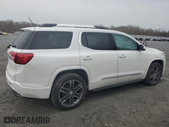 2017 GMC Acadia Denali z VIN 1GKKNPLS2HZ213107, wystawiony jako Copart lot #50126595 z przebiegiem 110 652 mil mil oraz Szkoda całkowita • Salvage title. Historia ofert i sprzedaży dostępna na DreamBid. Obrazek 3.