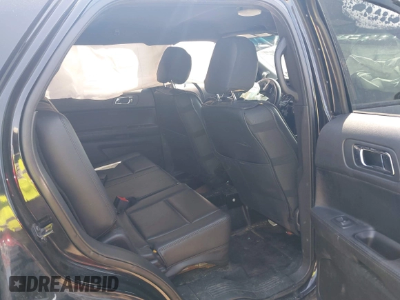 2017 Ford Police Interceptor Utility with VIN 1FM5K8AR2HGB15810, listed as a IAAI auction lot 42560147 with 118,224 mi miles and . Bid and sale history available at DreamBid. Image 8.