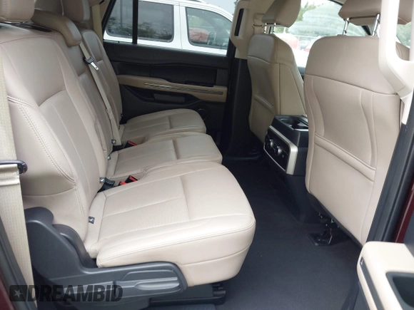 2024 Ford Expedition Max XLT with VIN 1FMJK1J86REA15767, listed as a IAAI auction lot 41922748 with 33,271 mi miles and . Bid and sale history available at DreamBid. Image 8.