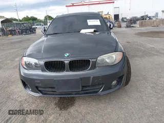 2013 BMW 1 Series 128i с VIN WBAUP9C56DVS95751, выставлен на аукционе IAAI как лот 42429526 с пробегом Не указан миль и . История ставок и продаж доступна на DreamBid. Изображение 11.
