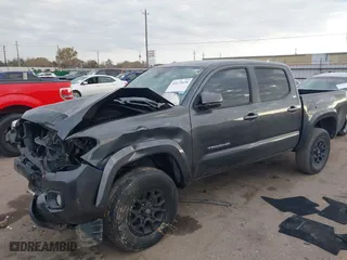 2020 Toyota Tacoma 2WD SR5 with VIN 3TMAZ5CN9LM137616, listed as a IAAI auction lot 41172634 with 68,745 mi miles. Bid and sale history available at carsss.com. Image 17.
