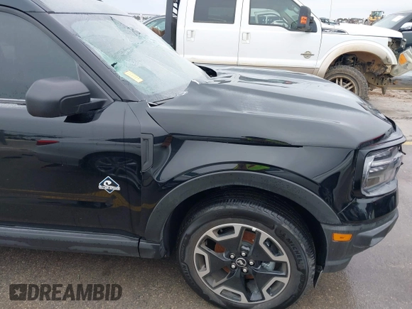 2024 Ford Bronco Sport Outer Banks z VIN 3FMCR9C61RRE99441, wystawiony jako IAAI lot #41560792 z przebiegiem 2 631 mil mil oraz . Historia ofert i sprzedaży dostępna na DreamBid. Obrazek 18.
