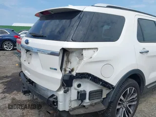 2017 Ford Explorer Platinum с VIN 1FM5K8HT6HGA45763, выставлен на аукционе IAAI как лот 42681207 с пробегом 152 091 миль миль и . История ставок и продаж доступна на DreamBid. Изображение 22.