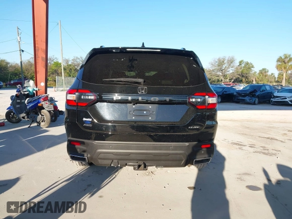 2024 Honda Pilot Elite with VIN 5FNYG1H85RB001707, listed as a IAAI auction lot 41793733 with 20,491 mi miles. Bid and sale history available at carsss.com. Image 17.