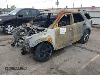 2015 Ford Explorer Limited z VIN 1FM5K7F80FGC04718, wystawiony jako IAAI lot #41915250 z przebiegiem Nie podano mil oraz . Historia ofert i sprzedaży dostępna na DreamBid. Obrazek 16.
