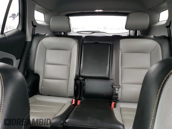 2020 GMC Terrain SLT with VIN 3GKALVEV9LL176943, listed as a Copart auction lot 44705425 with 105,805 mi miles and Non Repairable. Bid and sale history available at carsss.com. Image 10.