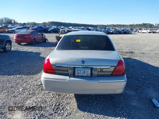 2010 Mercury Grand Marquis LS z VIN 2MEBM7FV2AX635506, wystawiony jako IAAI lot #41597727 z przebiegiem Nie podano mil oraz . Historia ofert i sprzedaży dostępna na DreamBid. Obrazek 15.