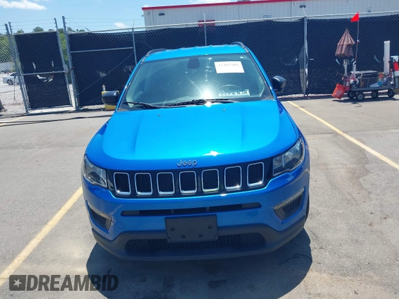 2018 Jeep Compass Sport с VIN 3C4NJCAB0JT338622, выставлен на аукционе IAAI как лот 42287302 с пробегом 99 554 миль миль и . История ставок и продаж доступна на DreamBid. Изображение 12.
