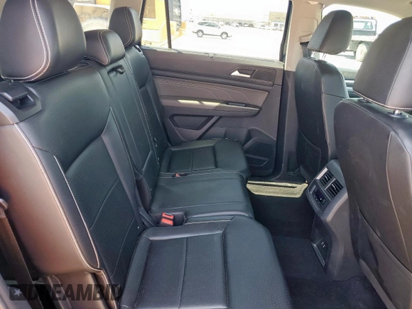 2022 Volkswagen Atlas SE z VIN 1V2WR2CAXNC550455, wystawiony jako Copart lot #52501705 z przebiegiem 71 416 mil mil oraz Czysty tytuł • Clean title. Historia ofert i sprzedaży dostępna na DreamBid. Obrazek 11.